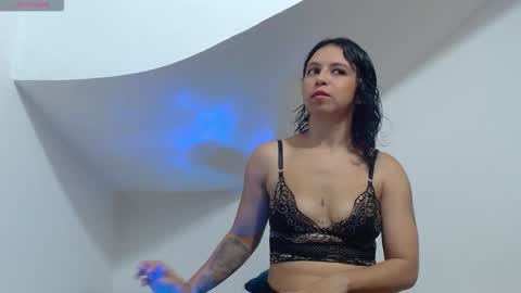 incubus_couple1 online show from November 2025 12:18:01 PM