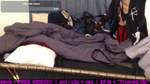 Snapshot of incubussy_x chatting on January 2025 06:03:02 AM Incubussy X online show from January 2025 06:03:02 AM