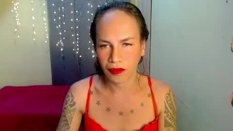 Snapshot of indaypakay_ts chatting on December 2024 07:28:01 AM Pakay online show from December 2024 07:28:01 AM