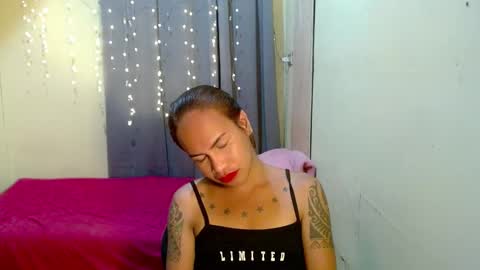Snapshot of indaypakay_ts chatting on January 2025 05:48:01 AM Pakay online show from January 2025 05:48:01 AM