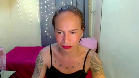 Snapshot of indaypakay_ts chatting on January 2025 05:41:02 AM Pakay online show from January 2025 05:41:02 AM