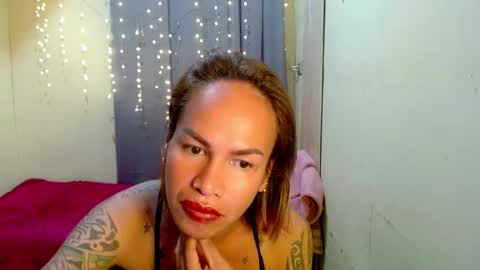 Snapshot of indaypakay_ts chatting on February 2025 07:51:02 AM Pakay online show from February 2025 07:51:02 AM