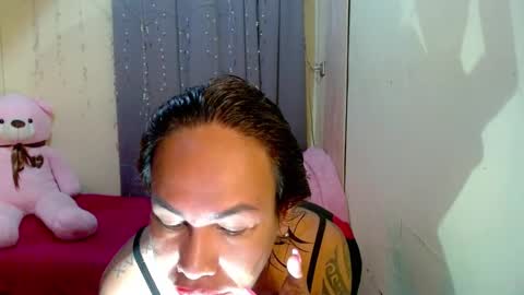 Snapshot of indaypakay_ts chatting on March 2025 03:08:02 AM Pakay online show from March 2025 03:08:02 AM