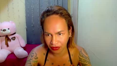 Snapshot of indaypakay_ts chatting on March 2025 06:37:01 AM Pakay online show from March 2025 06:37:01 AM
