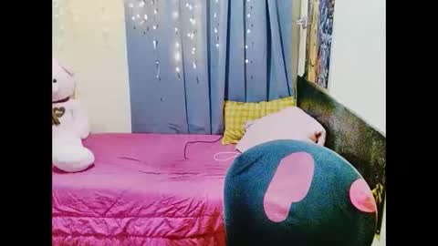 Pakay online show from October 2025 01:46:02 AM