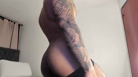 Snapshot of independent_project chatting on February 2025 04:05:01 AM Jacobo online show from February 2025 04:05:01 AM