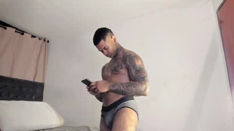 Snapshot of independent_project chatting on February 2025 03:32:02 AM Jacobo online show from February 2025 03:32:02 AM