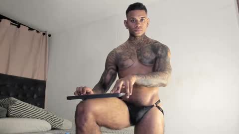 Snapshot of independent_project chatting on February 2025 03:48:01 AM Jacobo online show from February 2025 03:48:01 AM