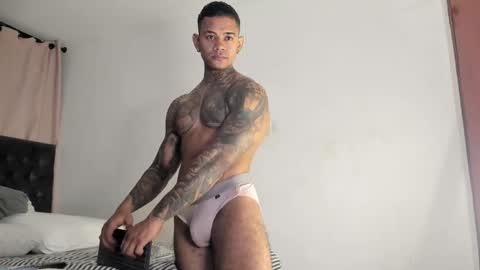 Snapshot of independent_project chatting on March 2025 03:02:01 PM Jacobo online show from March 2025 03:02:01 PM