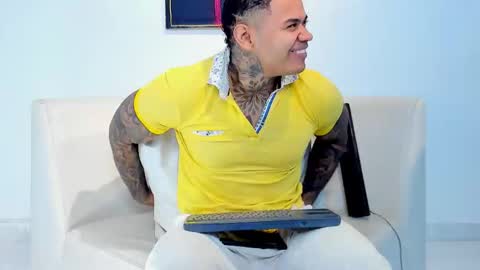 Snapshot of independent_project chatting on September 2025 07:21:02 AM Jacobo online show from September 2025 07:21:02 AM