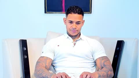 Snapshot of independent_project chatting on October 2025 04:40:01 AM Jacobo online show from October 2025 04:40:01 AM