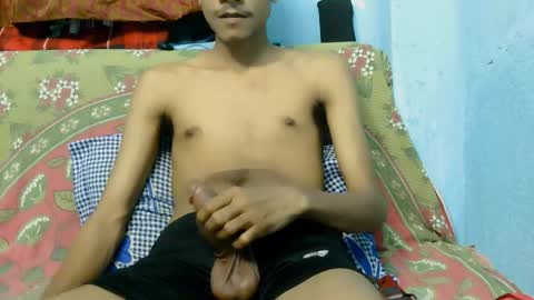 Snapshot of indian_bengali_boy chatting on September 2025 11:38:02 PM Suman Leo online show from September 2025 11:38:02 PM