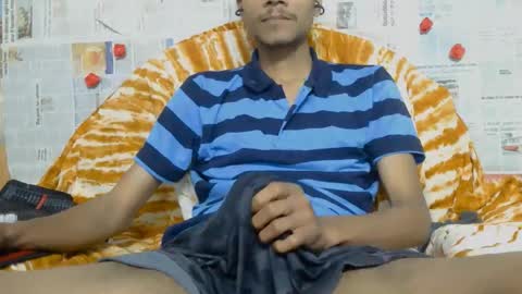 Snapshot of indian_bengali_boy chatting on February 2026 05:15:01 AM Suman Leo online show from February 2026 05:15:01 AM