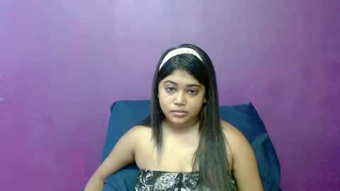 Snapshot of indian_rimmelx chatting on January 2025 06:35:02 AM Melz online show from January 2025 06:35:02 AM