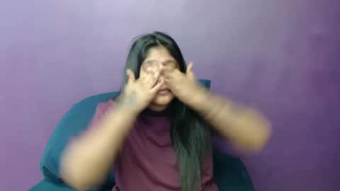 Snapshot of indian_rimmelx chatting on March 2025 10:42:01 PM Melz online show from March 2025 10:42:01 PM