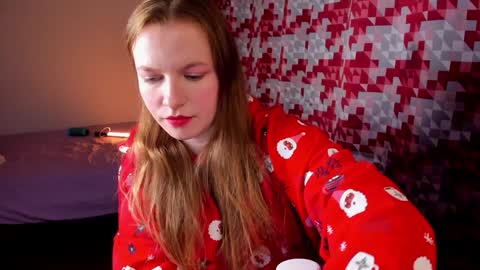 Snapshot of indian_summer_ chatting on December 2024 09:57:01 PM Melissa No Baby or bb sexy etc... online show from December 2024 09:57:01 PM