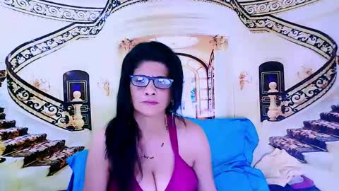 Snapshot of indianallure chatting on January 2025 05:03:02 AM Femiez online show from January 2025 05:03:02 AM
