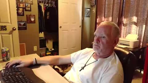 Papa online show from November 2025 07:57:01 PM