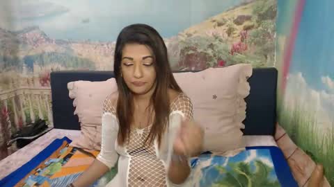 Alisha online show from October 2025 06:00:01 AM