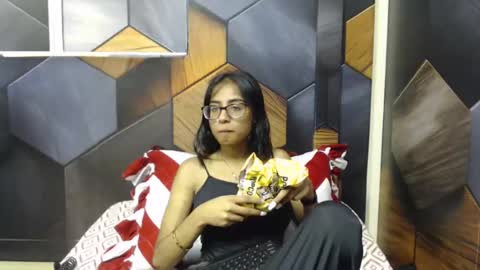 Armani online show from January 2025 06:24:02 AM