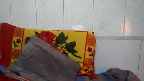 indiancouple98 online show from February 2026 06:24:02 PM