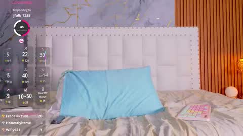 Snapshot of indiancutiie chatting on October 2025 08:09:02 PM LITTLE AINHOA online show from October 2025 08:09:02 PM