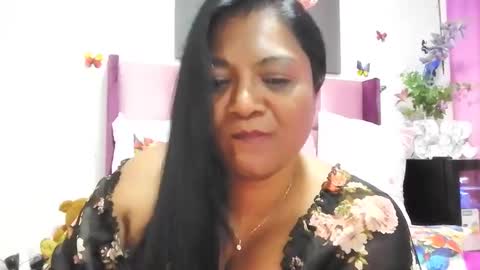 indiandelia online show from January 2025 07:18:01 PM