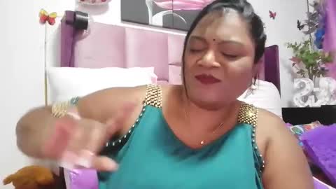 indiandelia online show from February 2025 06:47:02 PM