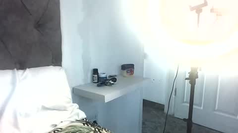 Snapshot of indianjasmin chatting on October 2025 06:59:01 AM priya online show from October 2025 06:59:01 AM