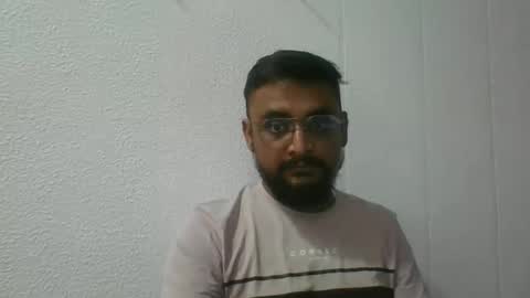 Indian lover online show from September 2025 04:56:02 AM