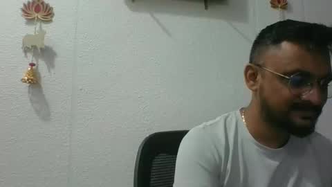 Indian lover online show from October 2025 05:11:02 AM