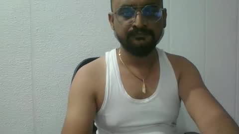 Indian lover online show from November 2025 09:17:02 AM