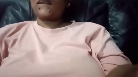 Snapshot of indianplaygal69 chatting on September 2025 06:10:01 PM Indianpalgal69 online show from September 2025 06:10:01 PM