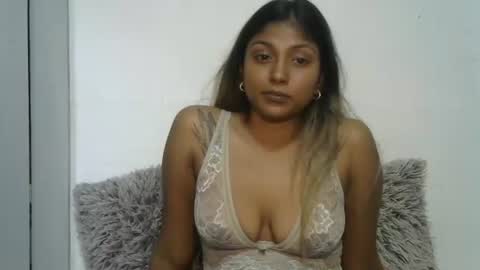 indianqtpie6 online show from May 2026 06:47:02 PM