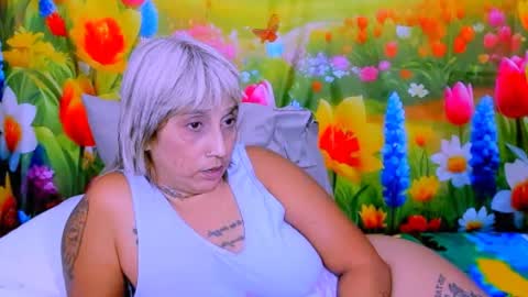 indianroxy27 online show from June 2026 08:19:01 PM