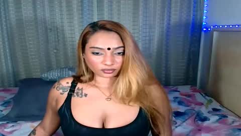 Snapshot of indiansecretlove20 chatting on January 2026 06:43:02 PM goddess online show from January 2026 06:43:02 PM