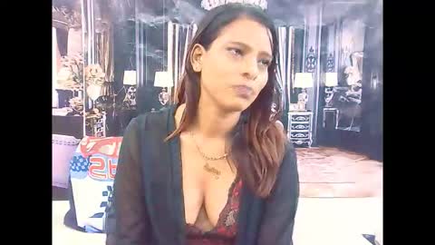 indiansexyass4u2luv online show from February 2026 06:22:01 AM