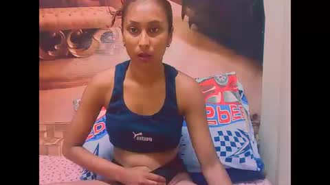 indiansexybutt4u2luv online show from January 2026 06:40:01 AM