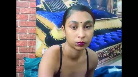 indiansexybutt4u2luv online show from June 2026 05:21:01 AM