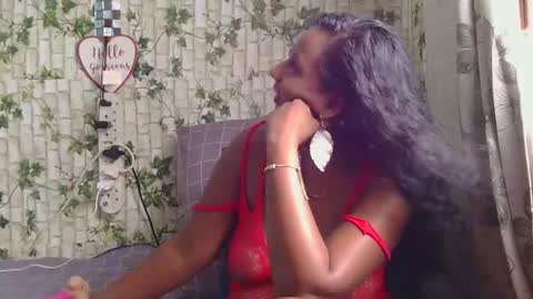 tina online show from February 2025 12:44:02 PM