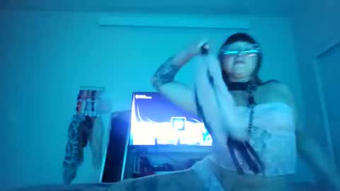 Snapshot of indiecaknox chatting on October 2025 06:33:01 AM Indieca Knox online show from October 2025 06:33:01 AM