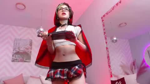 Snapshot of indy_moore chatting on December 2025 01:49:02 PM INDY online show from December 2025 01:49:02 PM