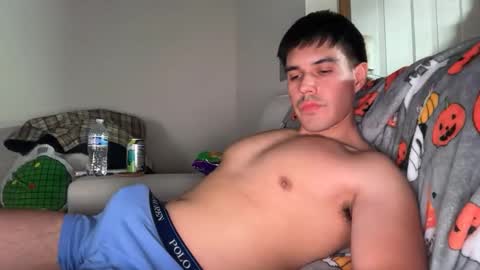 Lucas online show from November 2025 02:35:02 AM