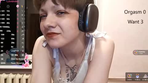 Keily online show from October 2025 04:19:01 PM