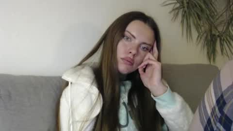 Snapshot of infinitiq45 chatting on December 2024 07:48:02 PM Sweet girl online show from December 2024 07:48:02 PM