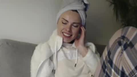 Snapshot of infinitiq45 chatting on February 2025 10:00:01 PM Sweet girl online show from February 2025 10:00:01 PM