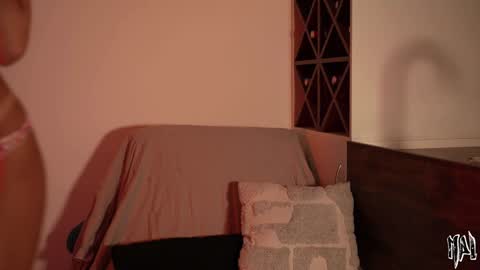 Snapshot of informal_ chatting on September 2025 09:49:01 PM MAL --- online show from September 2025 09:49:01 PM