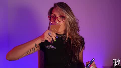 Snapshot of informal_ chatting on September 2025 09:08:02 PM MAL --- online show from September 2025 09:08:02 PM