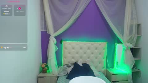Snapshot of ingrid_casas chatting on December 2024 08:58:02 PM Ingrid petite online show from December 2024 08:58:02 PM