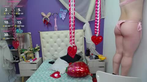 Snapshot of ingrid_casas chatting on February 2025 12:19:02 AM Ingrid petite online show from February 2025 12:19:02 AM